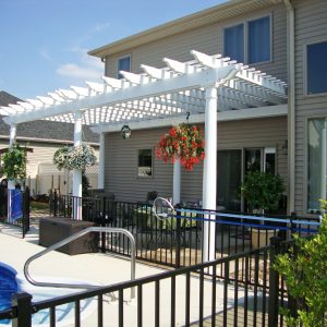 Free-Standing Medium Tuscany Pergola - Garbrella Pergola