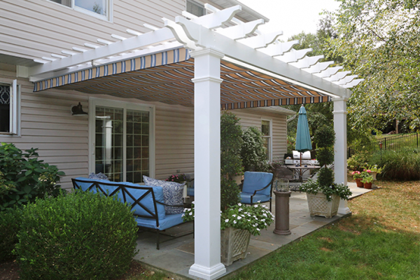 Covered Pergola Designs for Shade | Pergolas with Retractable Canopies