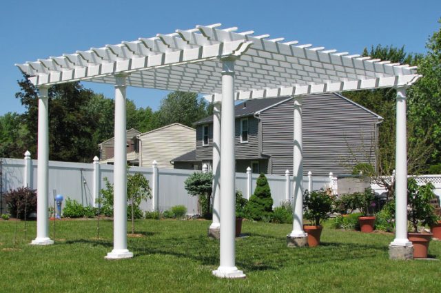 DIY Pergola Must-Haves: What Does Every Do-It-Yourself Pergola Need?