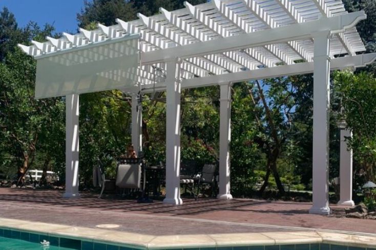 DIY pergola ideas for backyard pools